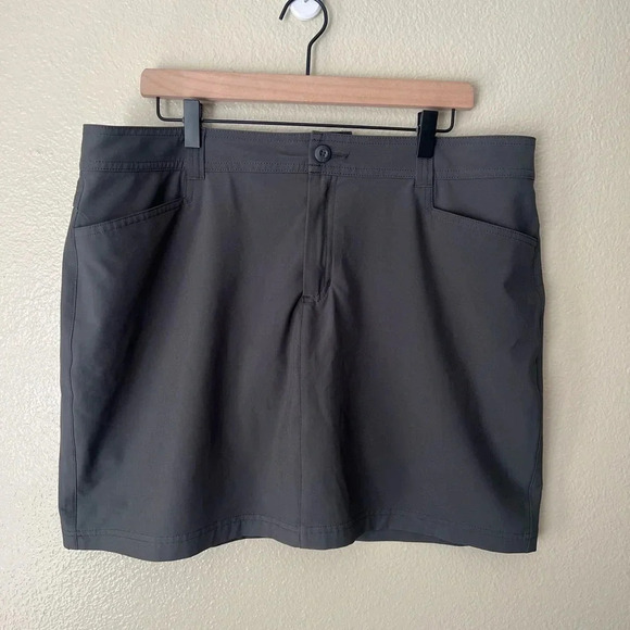 EDDIE BAUER Adventurer Skort 2 for $22β βοΈ - Picture 2 of 9